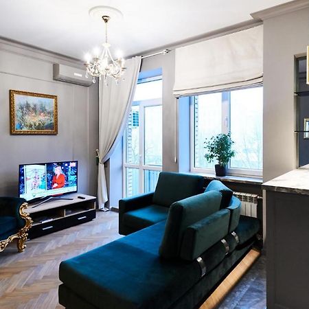 So Luxury Apartment In The Heart Of Minsk Near Circus Eksteriør bilde